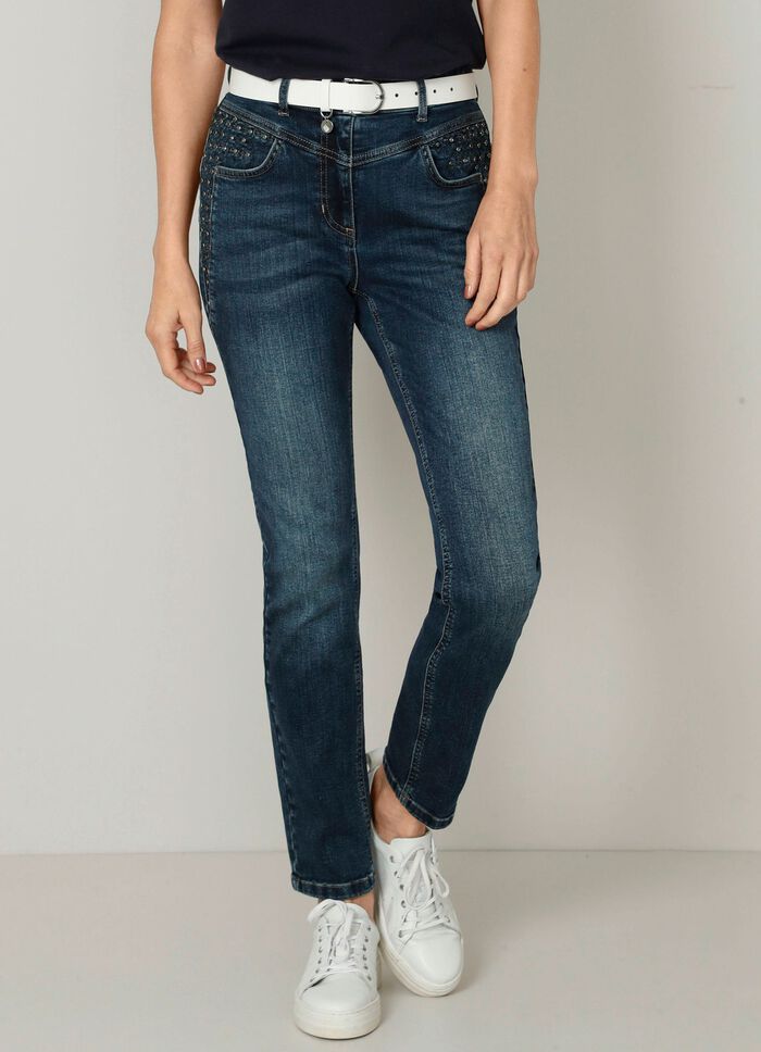 Jeans mit Glitzersteinchen und Ziern&auml;hten 