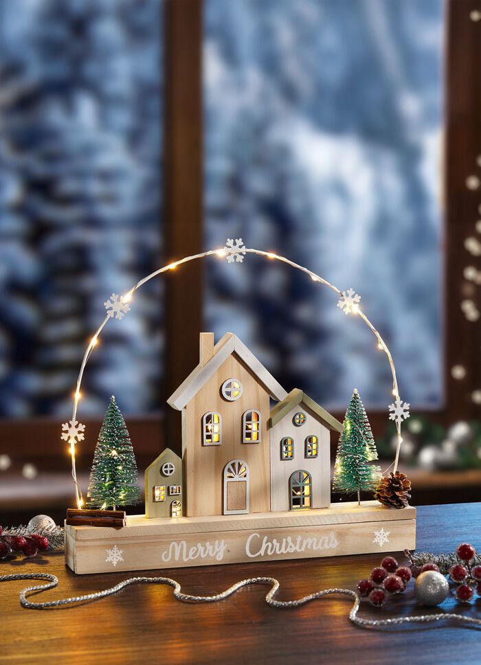 Beleuchtete H&auml;uschen aus Holz und Metall 