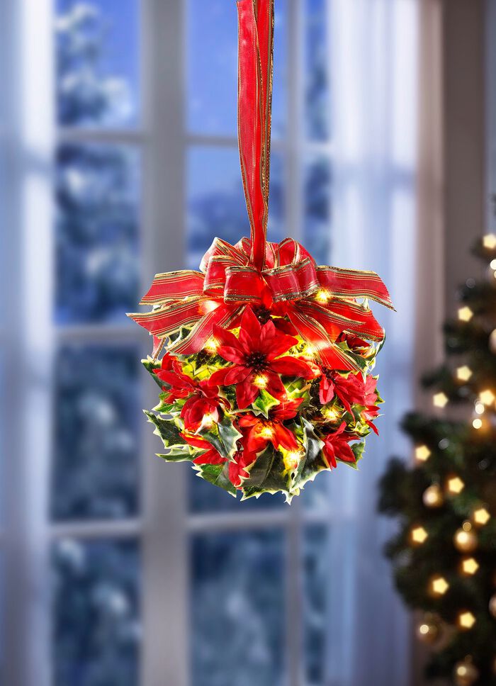 Au&szlig;ergew&ouml;hnliches Gesteck mit 20-flammiger LED-Lichterkette 