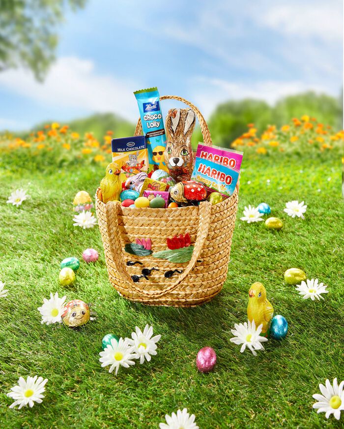 Basttasche "Seerose" mit Osterf&uuml;llung 