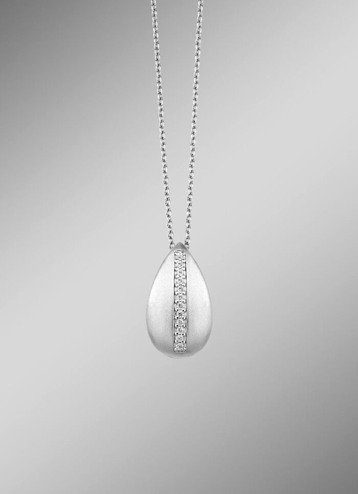 Eleganter Anh&auml;nger mit synth. Zirkonia 