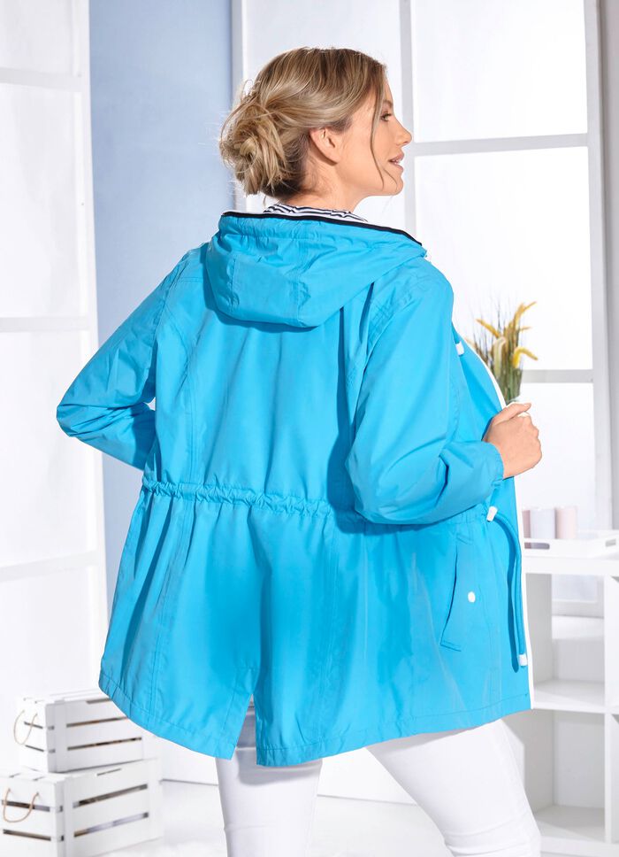 Funktionsjacke mit geringelter Innenausstattung in der Kapuze 