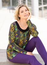 Longshirt mit schwarzer angesetzter Blende 