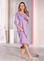 Nachthemd, kn&ouml;chellang und gebogten Abschl&uuml;ssen  