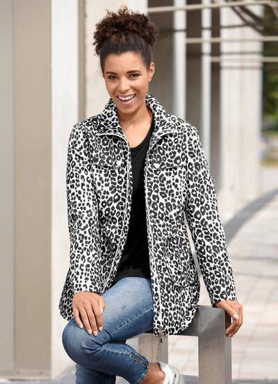 Jacke mit trendgenauem Raubtierfell-Dessin 