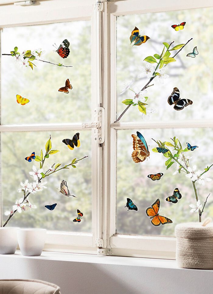 Deko-Sticker aus selbsthaftender Folie 