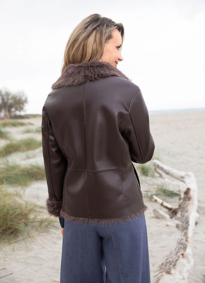 Kurzjacke aus Nappaleder-Imitat 