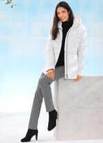 Funktionsjacke mit abnehmbarer Kapuze 