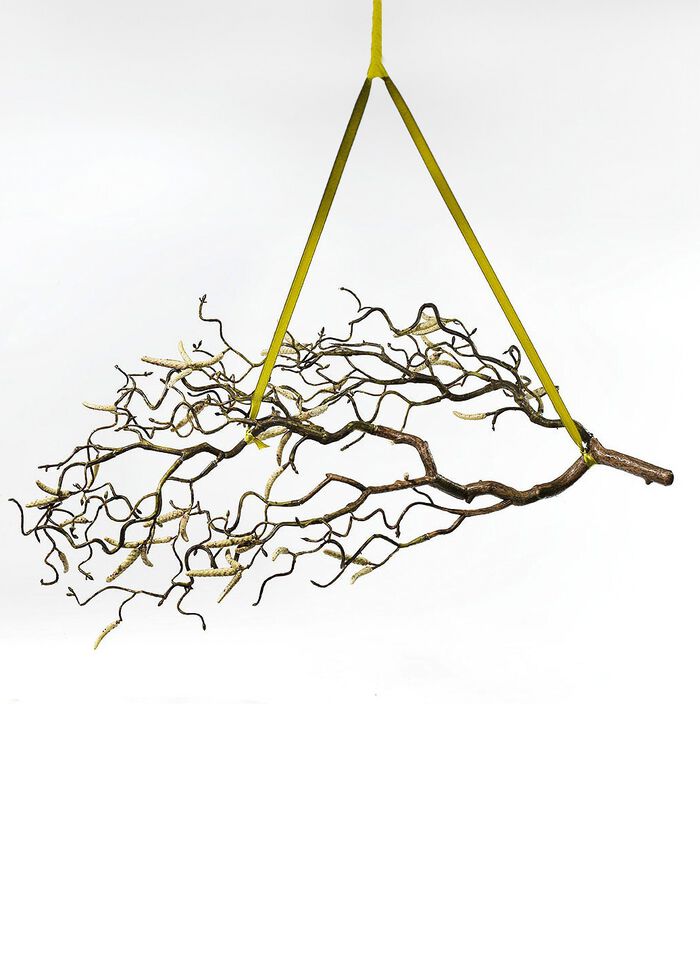 Haselnusszweig aus hochwertigem Kunstmaterial 