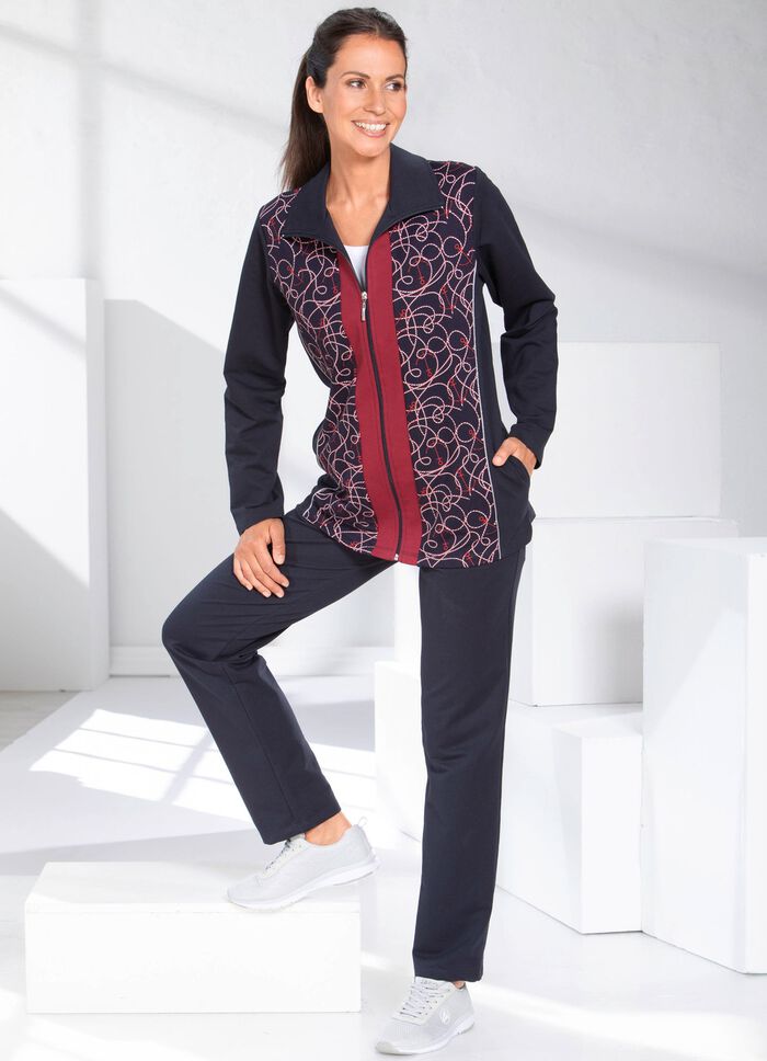 Freizeitanzug mit Druck im Vorderteil 