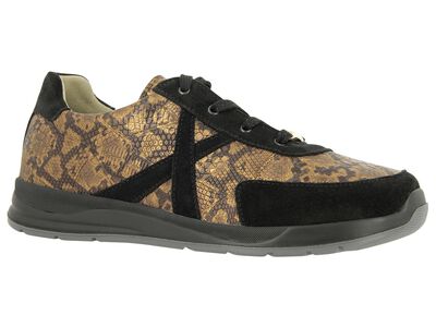 Schn&uuml;rschuh von Varomed in extraweiter Passform 