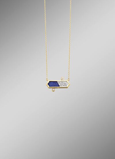 Eleganz in Gold und Edelstein &ndash; Ihre neue Lieblingshalskette 