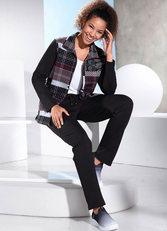 Freizeitanzug mit Seitentaschen 