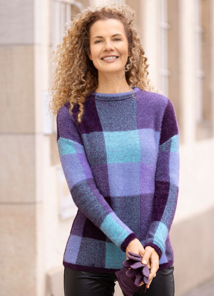 Pullover aus haarigem Effektgarn 