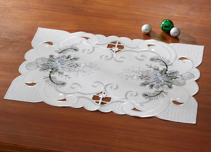 Bestickte Tisch- und Raumdekoration 