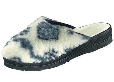 Pantoffel aus bedrucktem Pl&uuml;schmaterial 