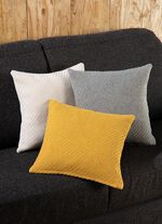 Kissenbezug in Strickoptik 