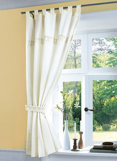 &Uuml;bergardine mit aufgesetzter H&auml;kelborte 