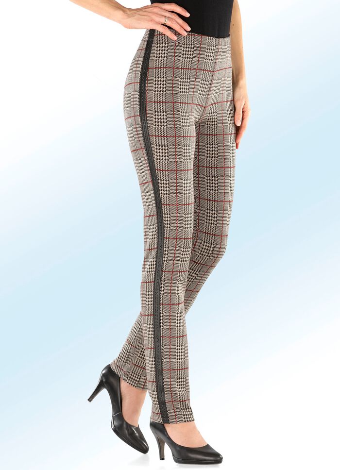 Hose in angesagter Karo-Dessinierung 