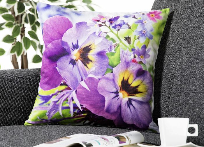 Kissenbezug mit Stiefm&uuml;tterchen-Motiv 