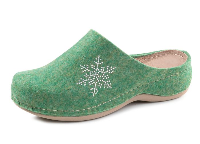 Laurina Pantoffel mit pfiffiger Nietenzier 