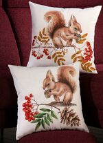 Kissenbez&uuml;ge mit Eichh&ouml;rnchen-Motiven 