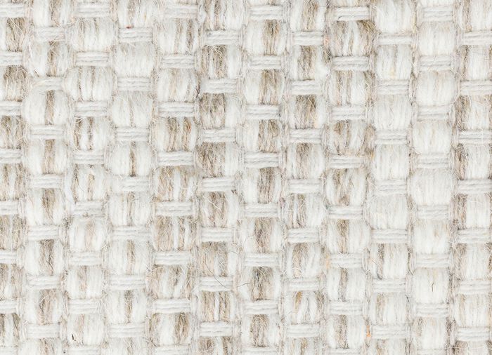 Br&uuml;cken und Teppiche aus feuchtigkeitsregulierender Naturfaser 