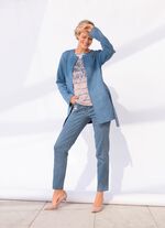 Jacke mit offener Kantenverarbeitung 