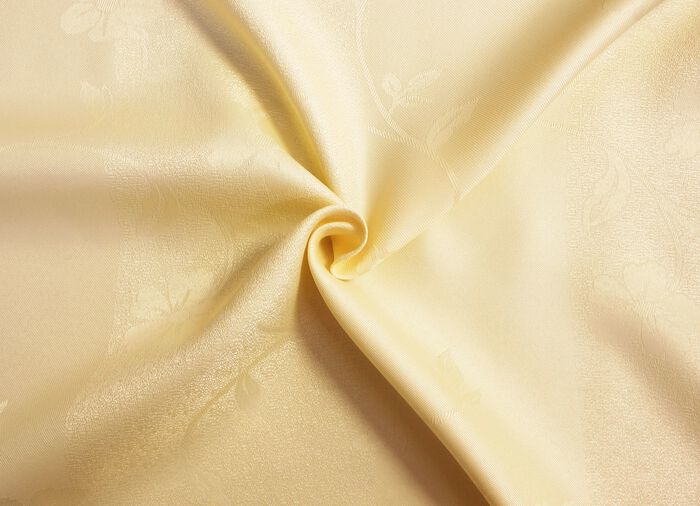 Exquisiter Einzelschal mit edlem Glanz 