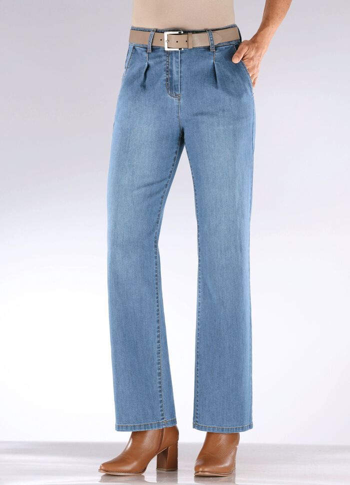 Jeans mit Bundfalten 