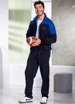 Freizeitanzug mit Seitentaschen 