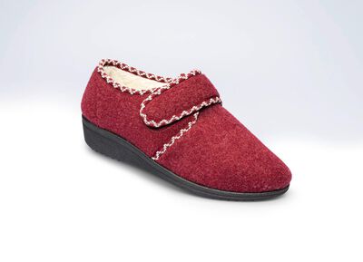 Kuschelige Hausschuhe mit flauschigem Innenfutter 