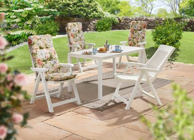 Gartenm&ouml;bel-Serie mit attraktivem Rattan-Dekor 