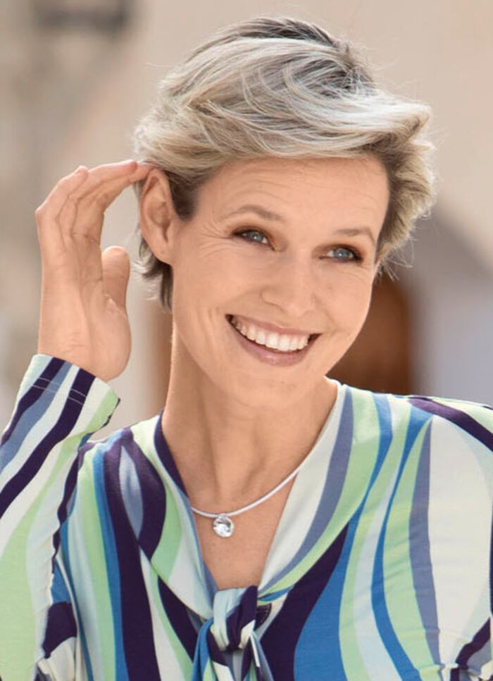 Halskette mit Lederband 