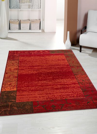 Br&uuml;cken und Teppiche mit zeitlos sch&ouml;n verzierter Bord&uuml;re 