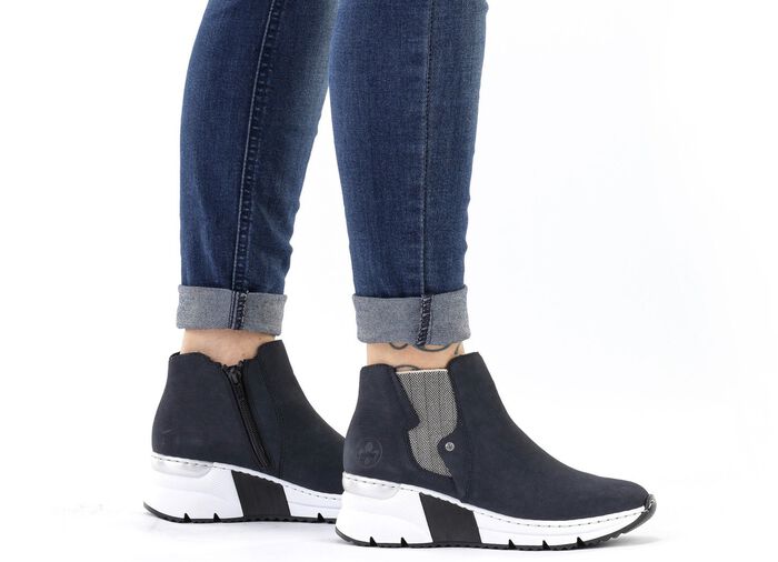 Rieker, modische Damen-Boots, Weite G, mit Rei&szlig;verschluss 