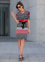 Kleid mit Bindeg&uuml;rtel 