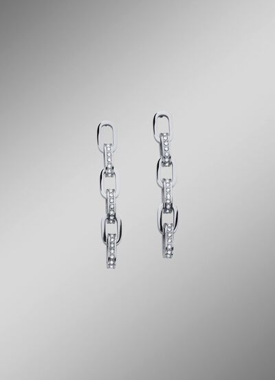 Elegante Ohrstecker mit funkelnden Kristallen 
